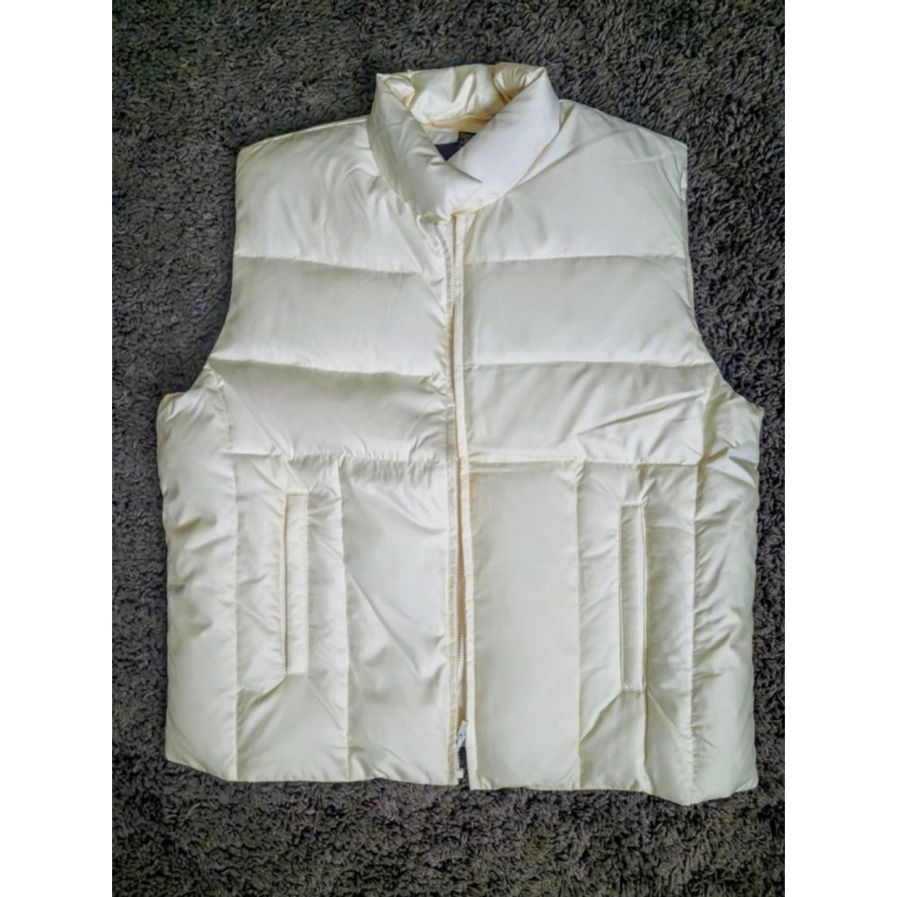 Banana Republic Women's White Bubble Zip Up Vest. Nice Quality. L - Picture 7 of 9